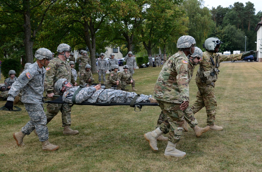 Army Reserve Medical Unit practices MEDEVAC with active duty Blackhawk