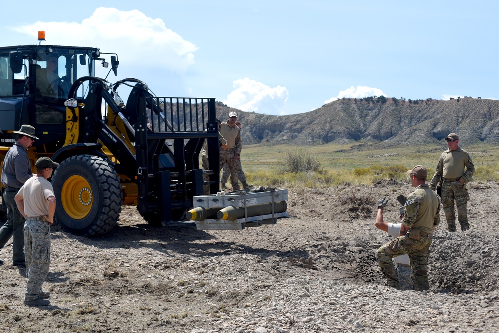 Team Pete participates in joint EOD exercise