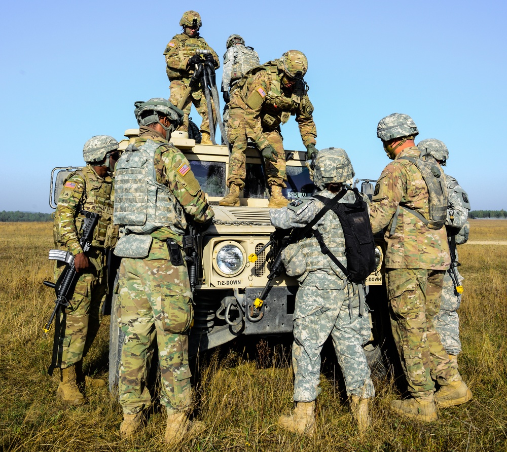 5thQMTADC CH-47 Chinook Sling Load Operation