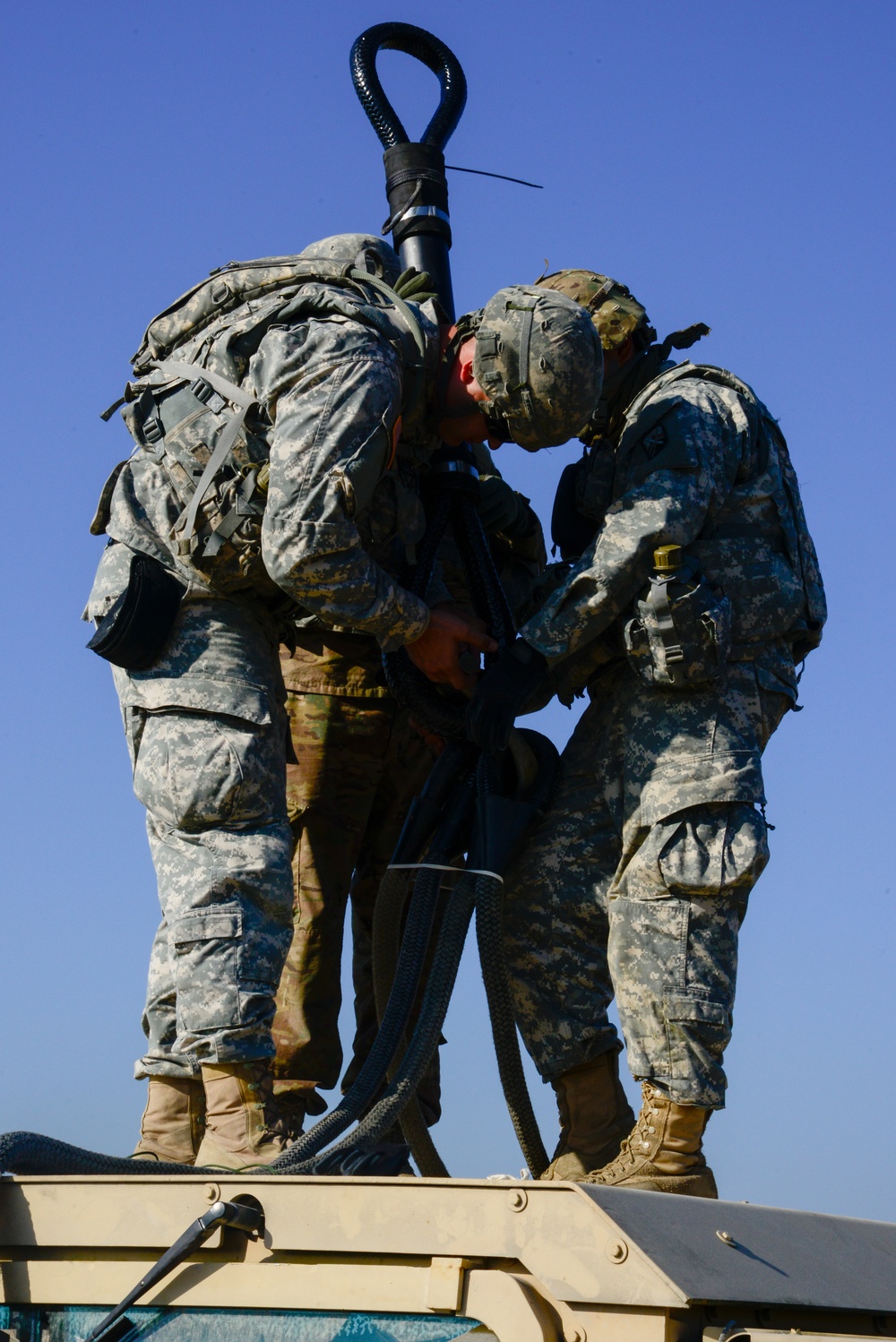 5thQMTADC CH-47 Chinook Sling Load Operation