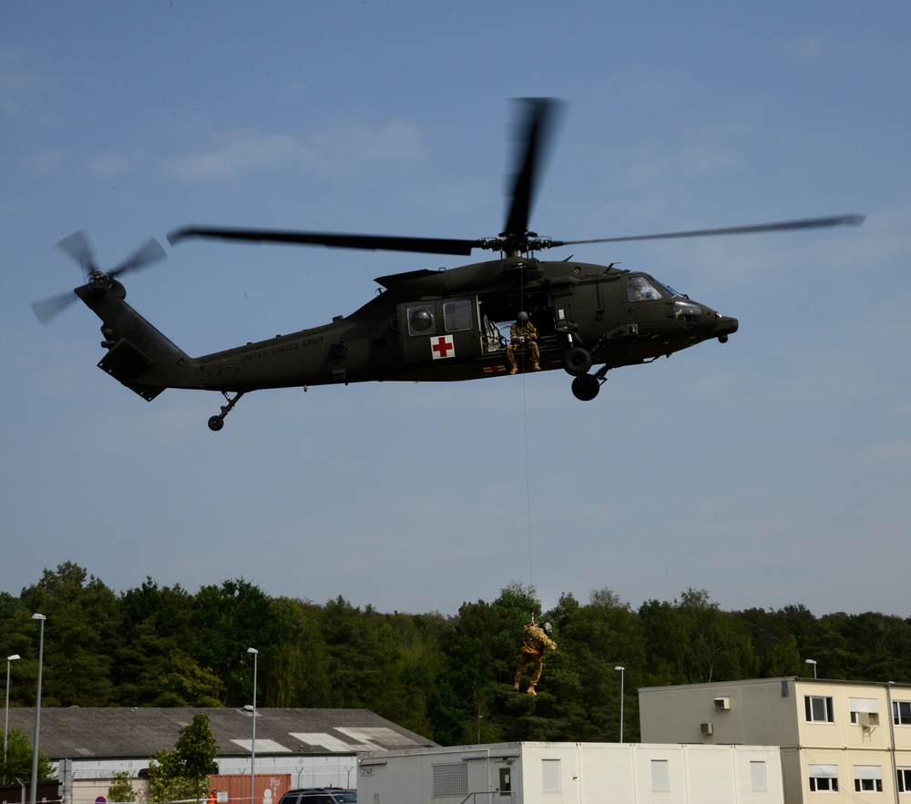 DVIDS - Images - Army Reserve Medical Unit practices MEDEVAC with ...