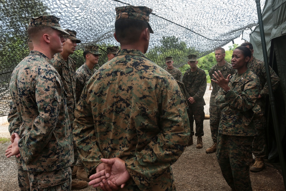 Valiant Shield 16: MACG-18 Commander visits with Marines on Tinian