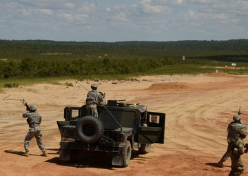 1050th Transportation, 151st Expeditionary Signal battalions conduct crew-served weapons training