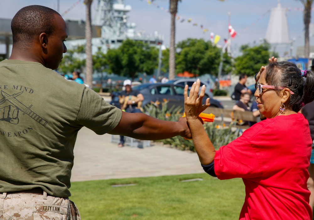 Marines, sailors, San Diegans gather for Fleet Week