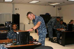 CIWT Modernizes Electronic Warfare Officer Course