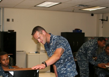 CIWT Modernizes Electronic Warfare Officer Course