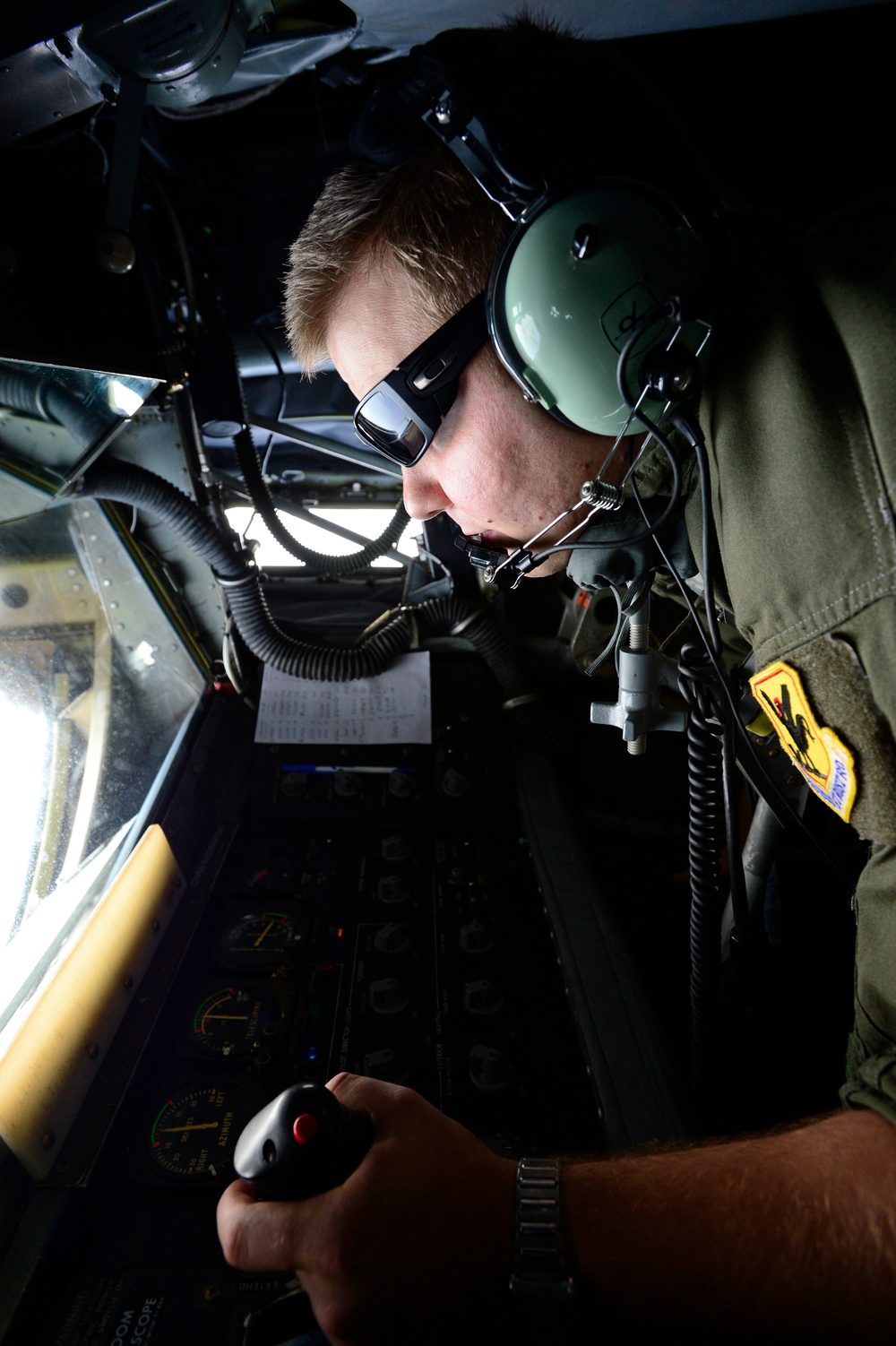 Valiant Shield 16: KC-135 Stratotanker assigned to the 909th Air Refueling