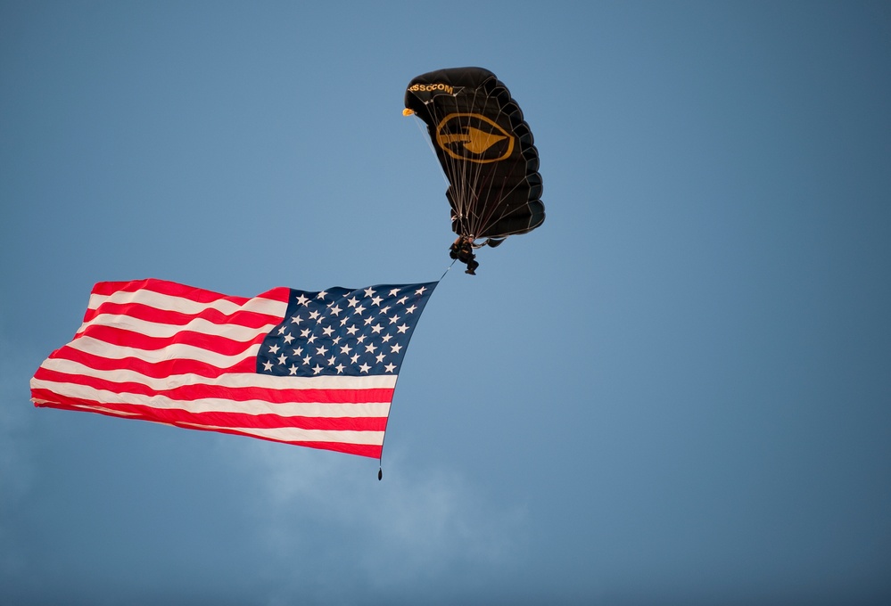 2016 Fort Wayne Air Show takes flight