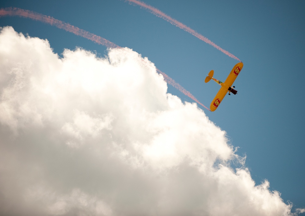 2016 Fort Wayne Air Show takes flight