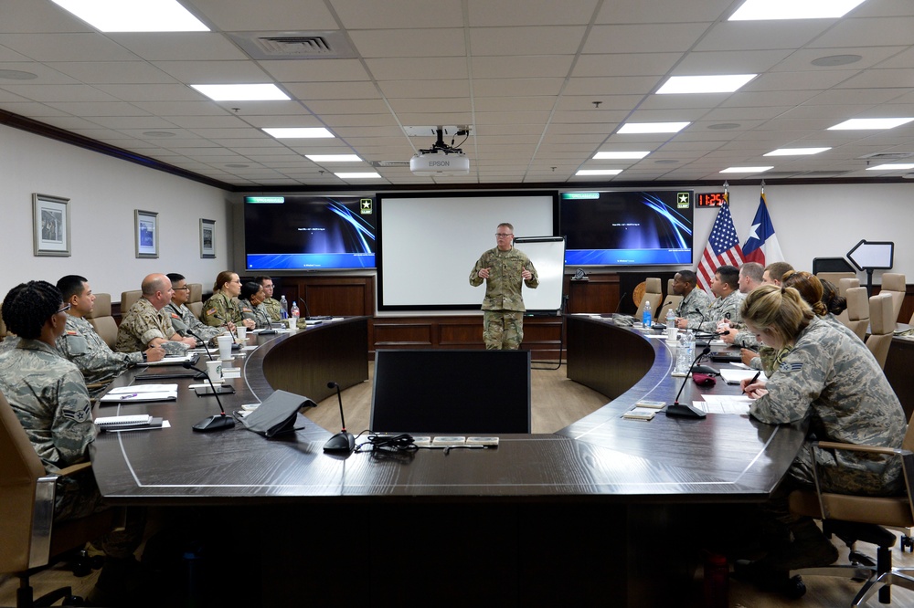 Texas Military Department CSM works with junior service members to prepare for future