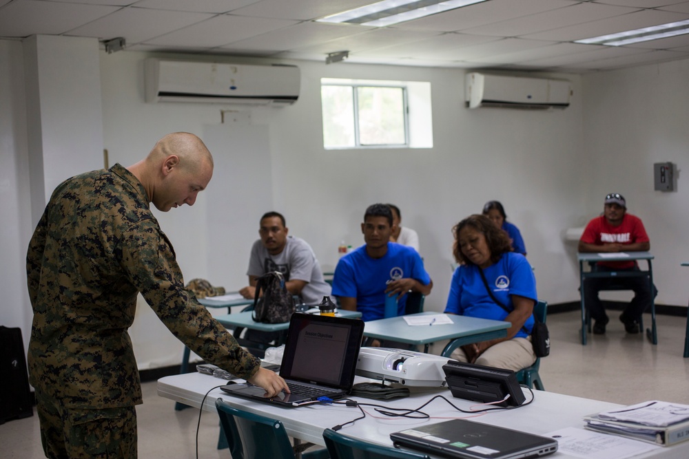 Valiant Shield 16: Tinian locals recieve combat lifesaving class from Marine Air Control Group 18