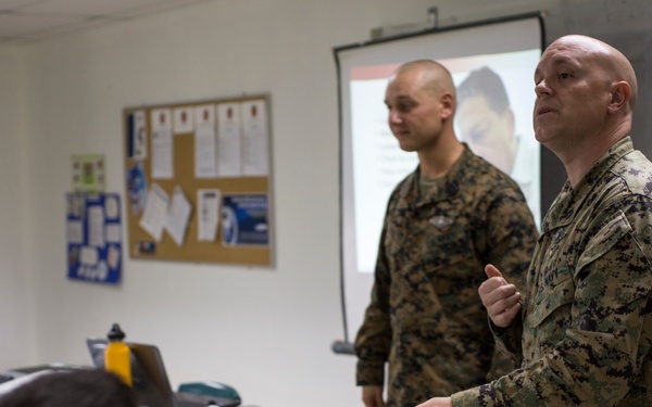 Valiant Shield 16: Tinian locals recieve combat lifesaving class from Marine Air Control Group 18