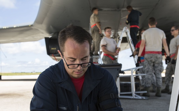 Valiant Shield 16: Aircraft armament systems technicians upkeep maintenance