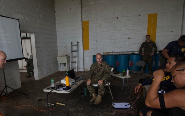 Valiant Shield: Central Marianas Port Authority receives Combat Lifesaver course
