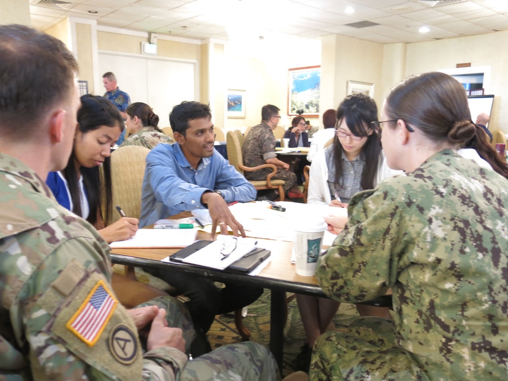 Top-performing leaders complete phase one of the Young Alaka'i Leadership Program