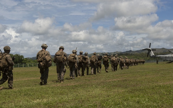 Valiant Shield 16: helicopter-borne raid to secure Orote Airfield on U.S. Naval Base Guam