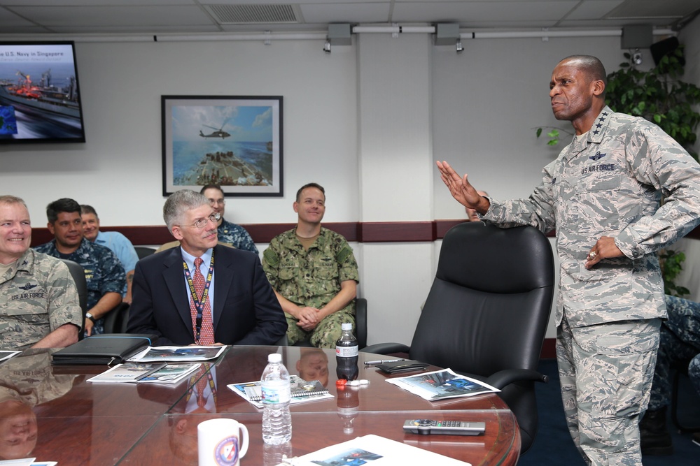 USTRANSCOM visits Singapore Logistics Units