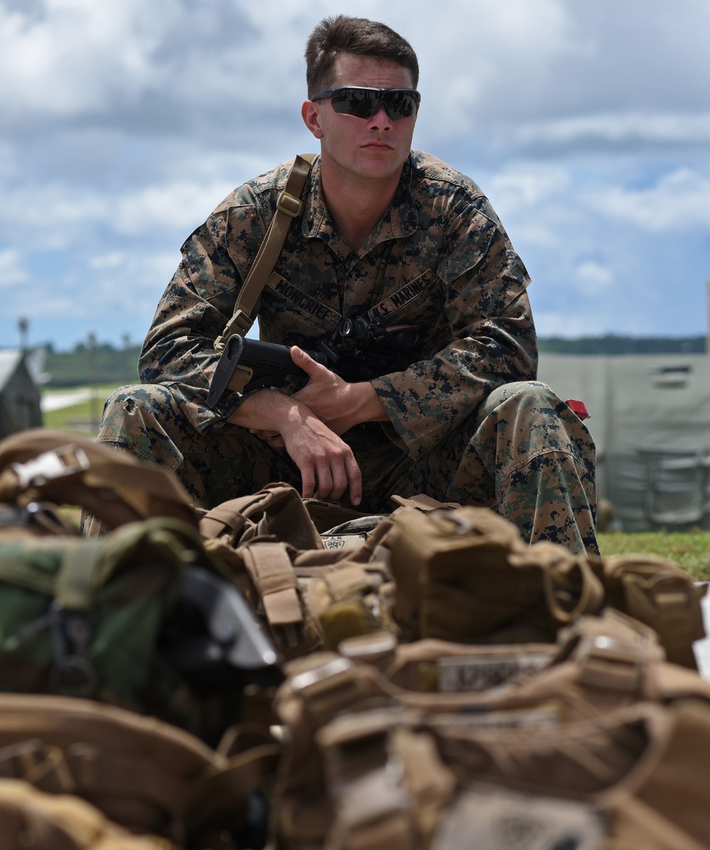 Valiant Shield 16: Marines seize airfield on Tinian