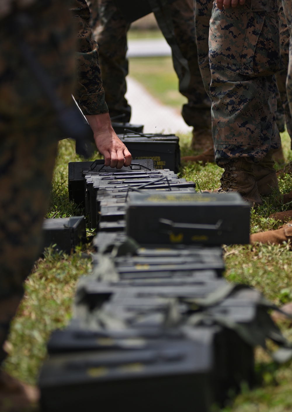 Valiant Shield 16: Marines seize airfield on Tinian