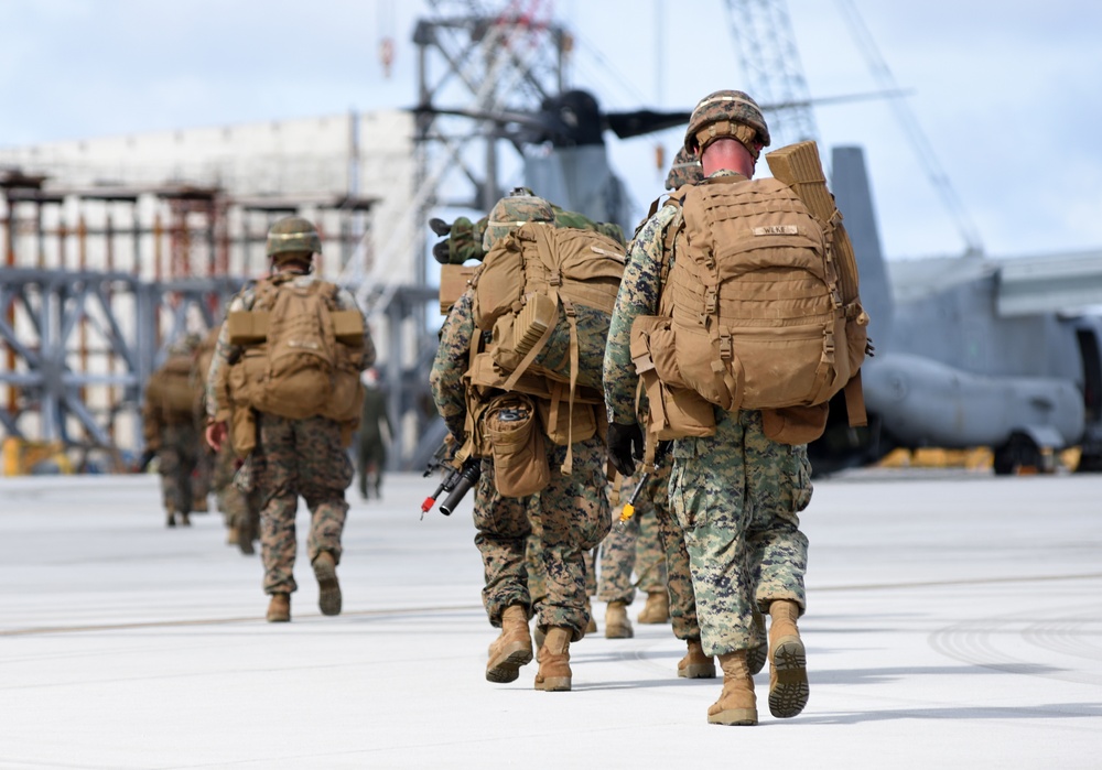 Valiant Shield 16: Marines seize airfield on Tinian