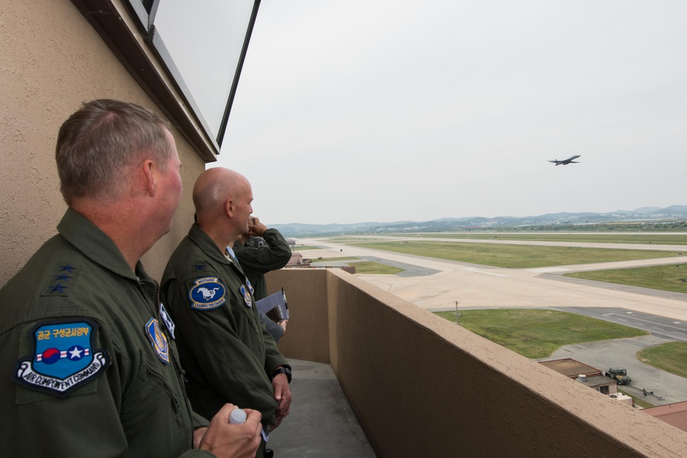 B-1B Lancer makes closest flight ever to North Korea