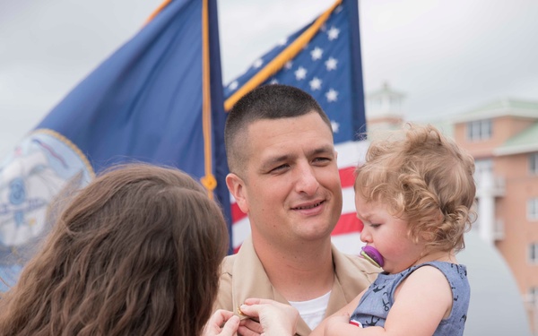 USS Kearsarge (LHD 3)
