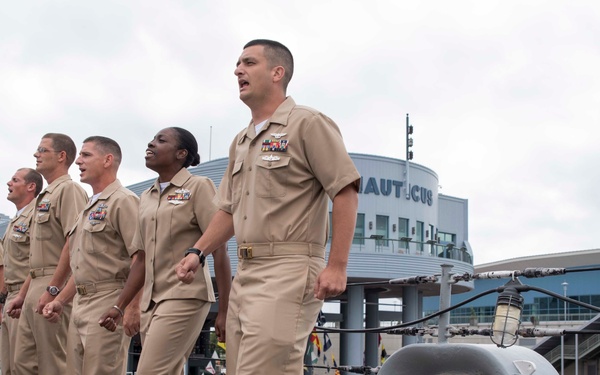 USS Kearsarge (LHD 3)