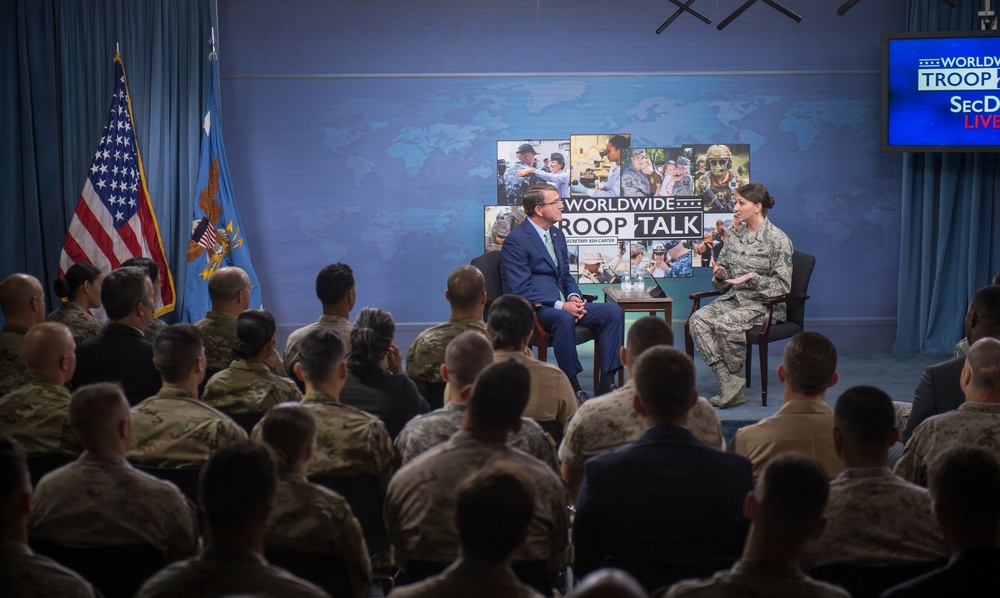 SD speaks during Worldwide Troop Talk