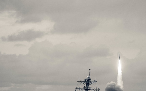 Valiant Shield 16: U.S. Navy Executes SAMEX