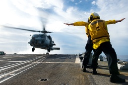 Valiant Shield 16: DDG 85 executes CHAFEX