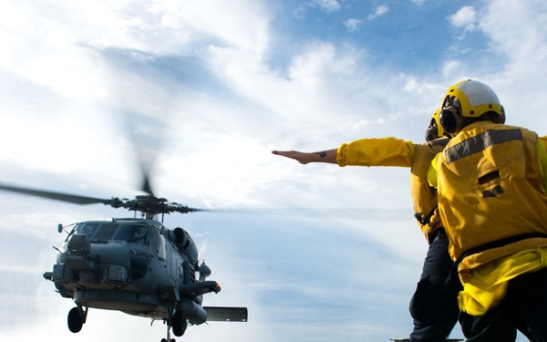 Joint Forces Complete Biennial Valiant Shield 2016