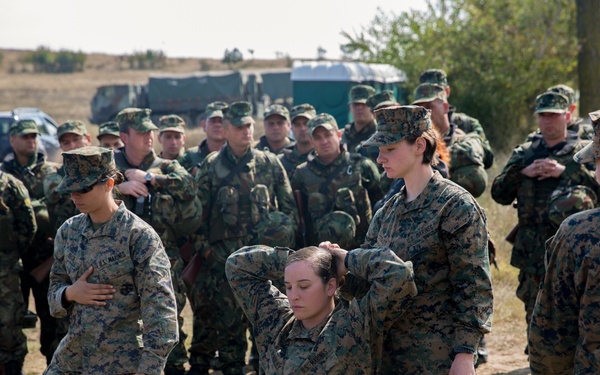 Women training as a U.S. Marine Corps Female Engagement Team