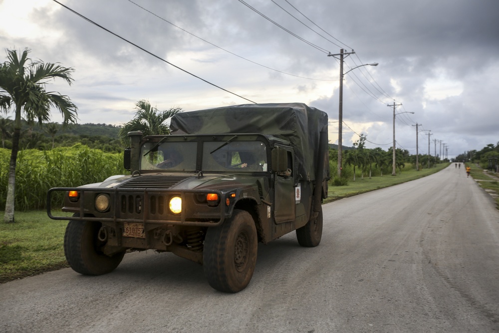 Valiant Shield 16: Marines Run With Tinian