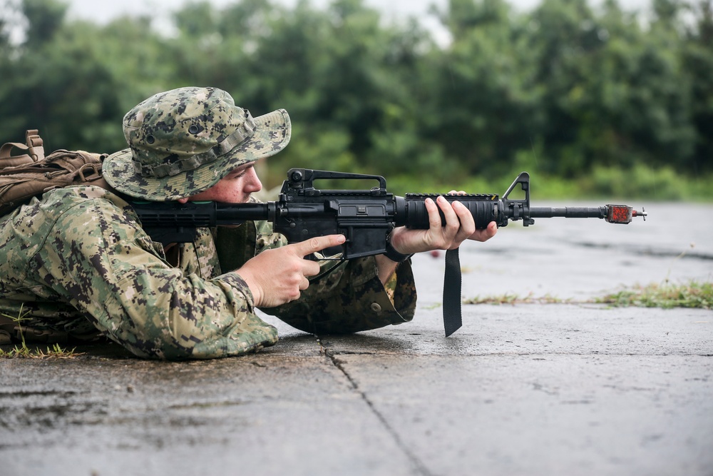 Valiant Shield 16: Kilo 3/3 Marines Conduct Airfield Seizure