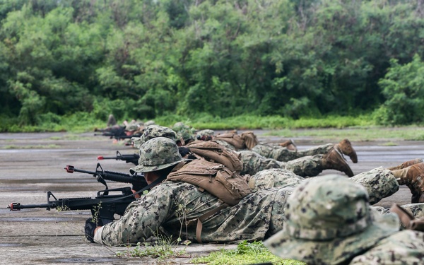 Valiant Shield 16: Kilo 3/3 Marines Conduct Airfield Seizure