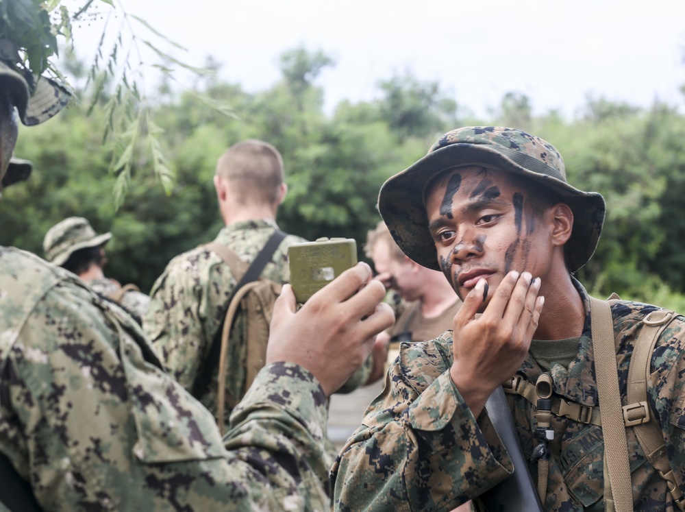 Valiant Shield 16: Kilo 3/3 Marines Conduct Airfield Seizure