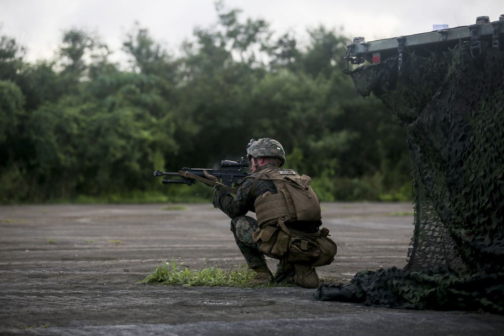 Valiant Shield 16: Kilo 3/3 Marines Conduct Airfield Seizure