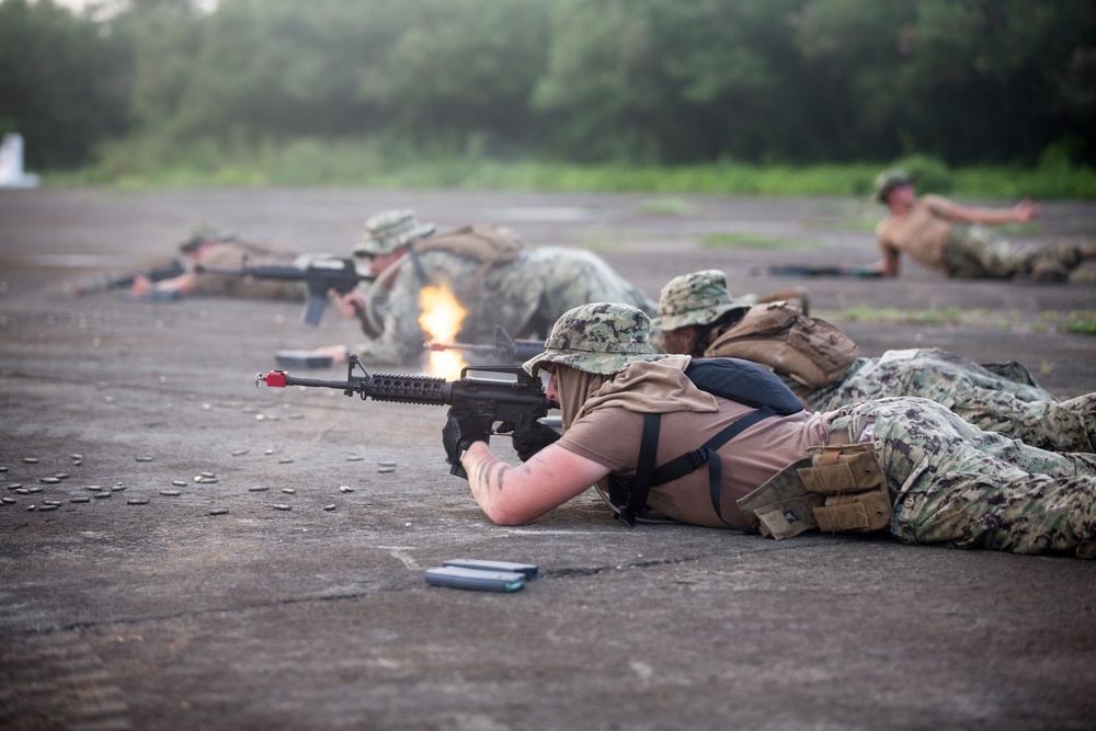 Valiant Shield 16: Kilo 3/3 Marines Conduct Airfield Seizure