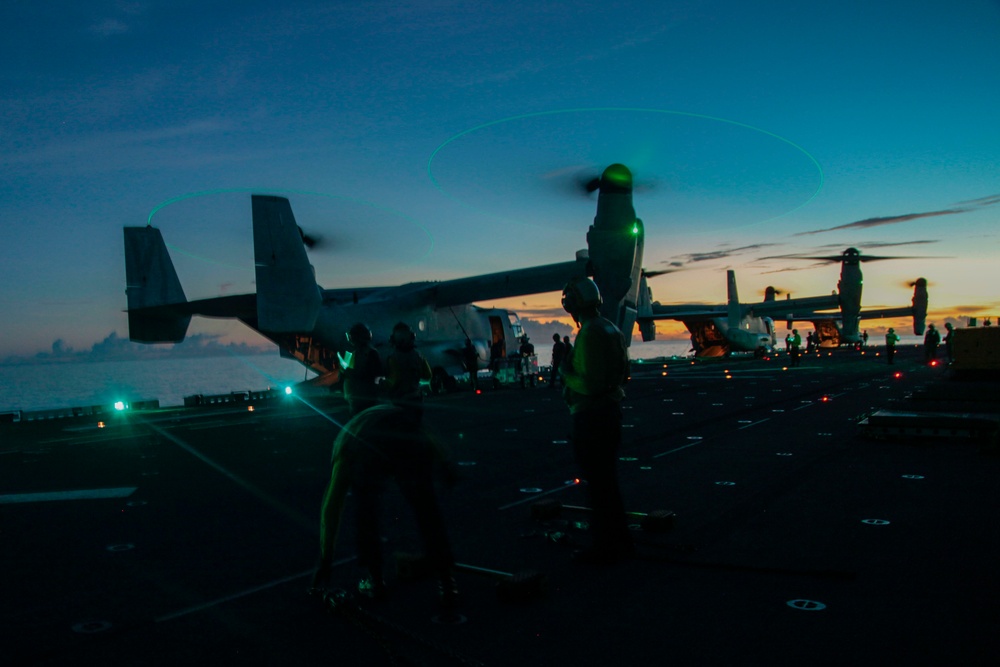 Ospreys take flight during VS 16