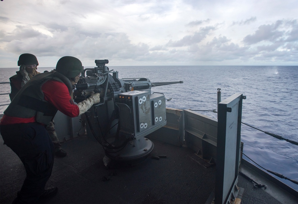 USS Bonhomme Richard (LHD-6) MK-38 25mm machine gun firing qualification