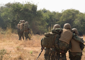 U.S. Army turns Rwandan soldiers into lifesavers