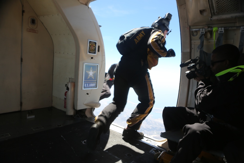 Golden Knights jump during 2016 MCAS Miramar Air Show