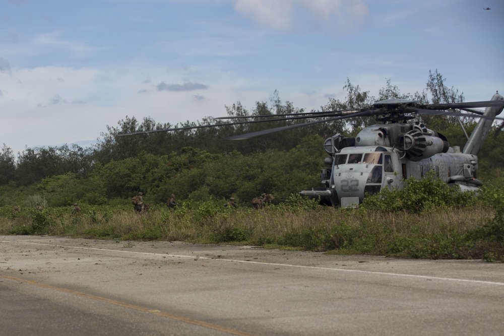Valiant Shield 16: helicopter-borne raid to secure Orote Airfield on U.S. Naval Base Guam