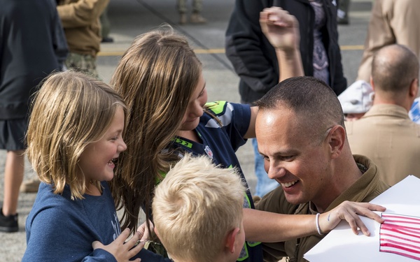 VP-40 homecoming from 5th, 7th fleet deployment