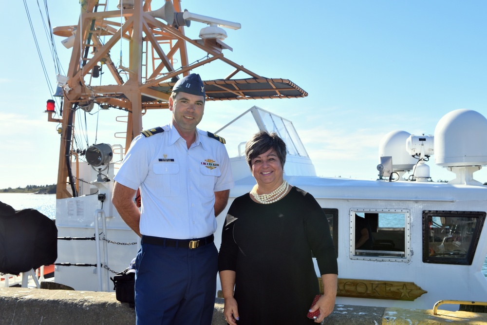 Yarmouth mayor visits Coast Guard Cutter Ocracoke