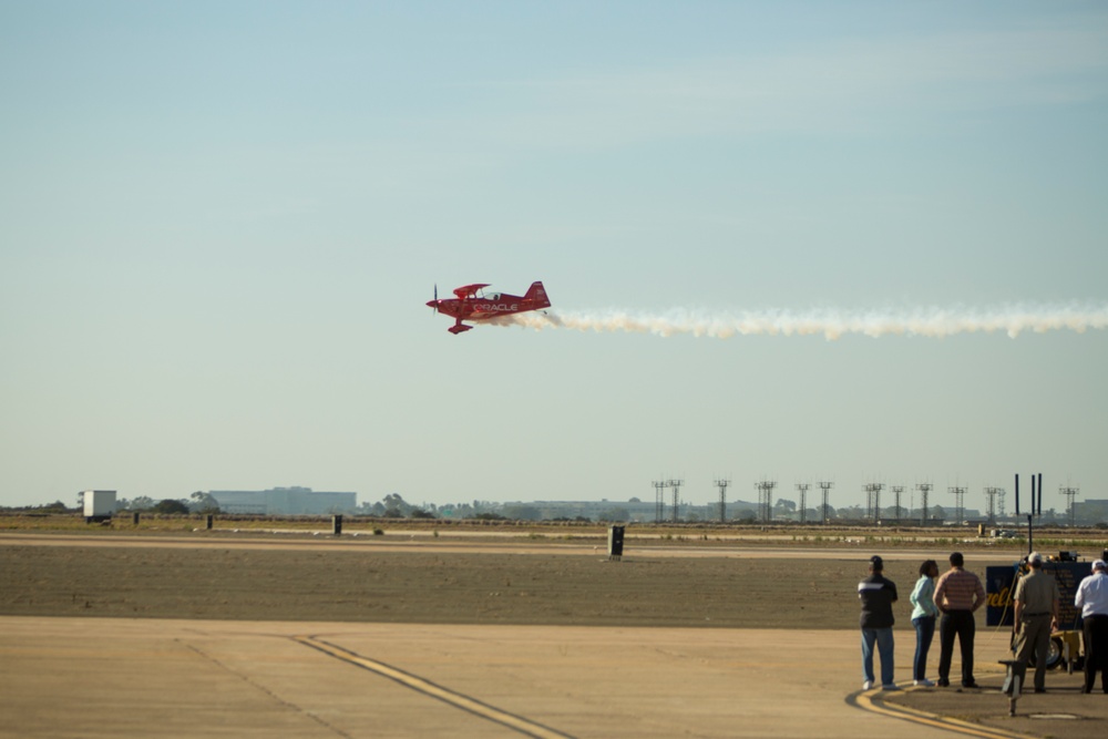 Sean D. Tucker entertains at 2016 MCAS Miramar Air Show