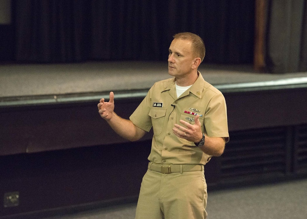 MCPON Visits Pearl Harbor