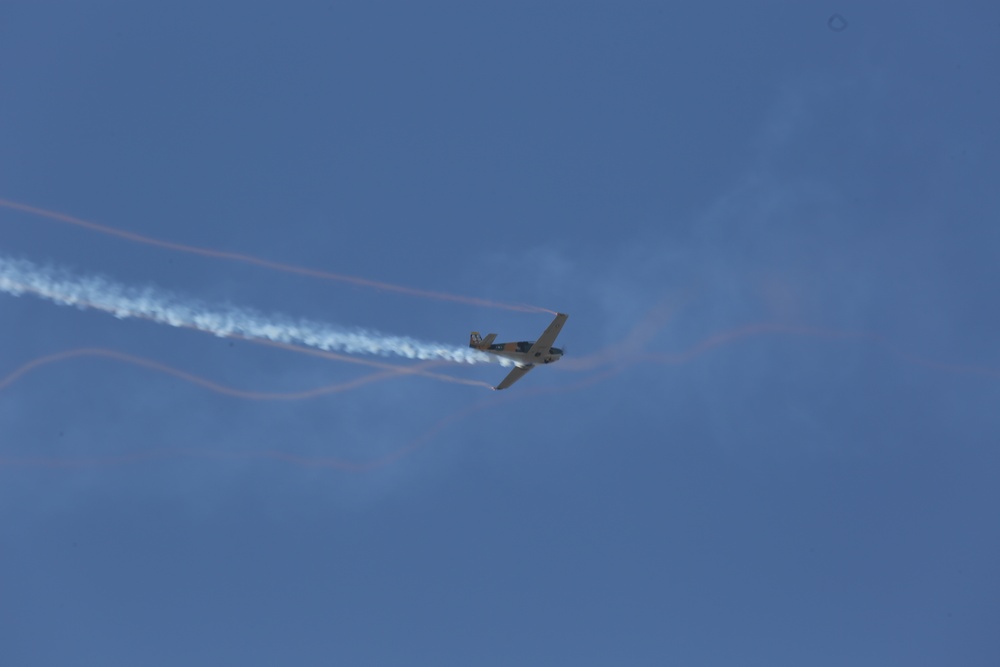 Romanian IAR-823 takes stage at 2016 MCAS Miramar Air Show