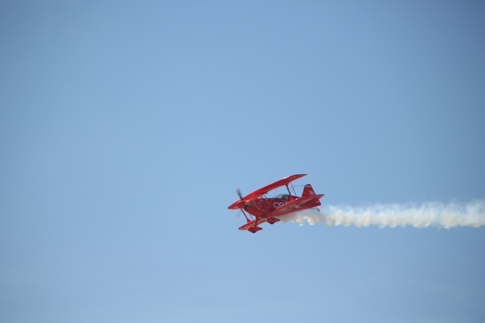 Sean D. Tucker entertains at 2016 MCAS Miramar Air Show