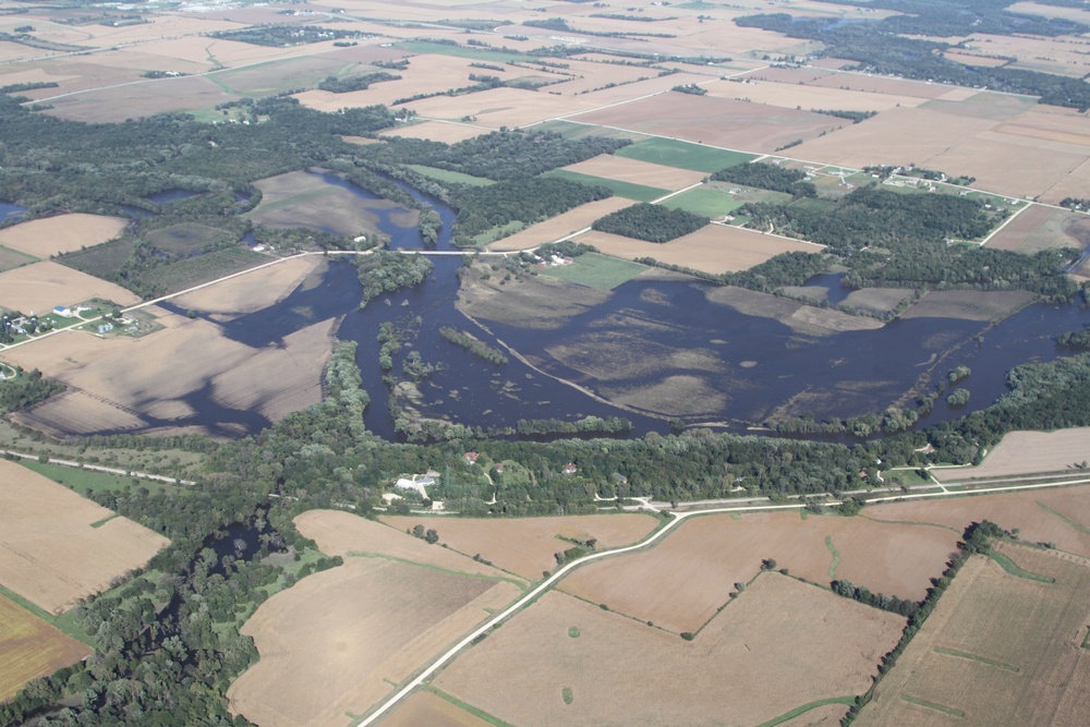 Branstad, Reynolds and Orr travel to northeast Iowa to visit areas affected by 2016 Cedar River flooding.